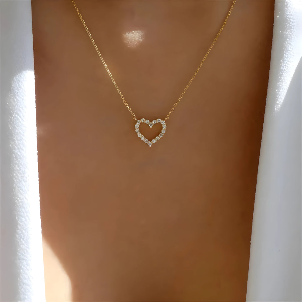 Romane – Halsketting met hartvormige Zirkonia hanger
