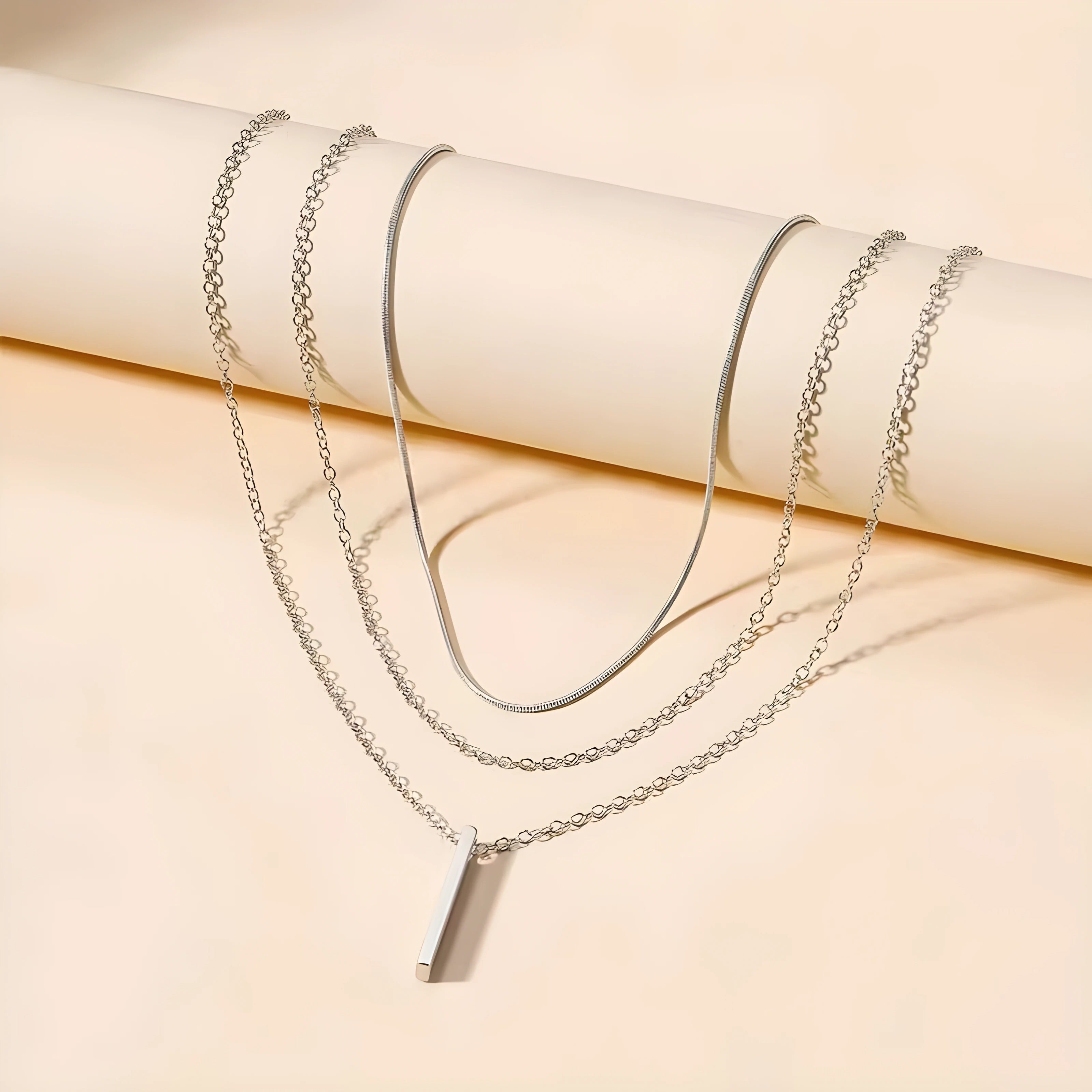 Thaïs – Simple Layered Necklace