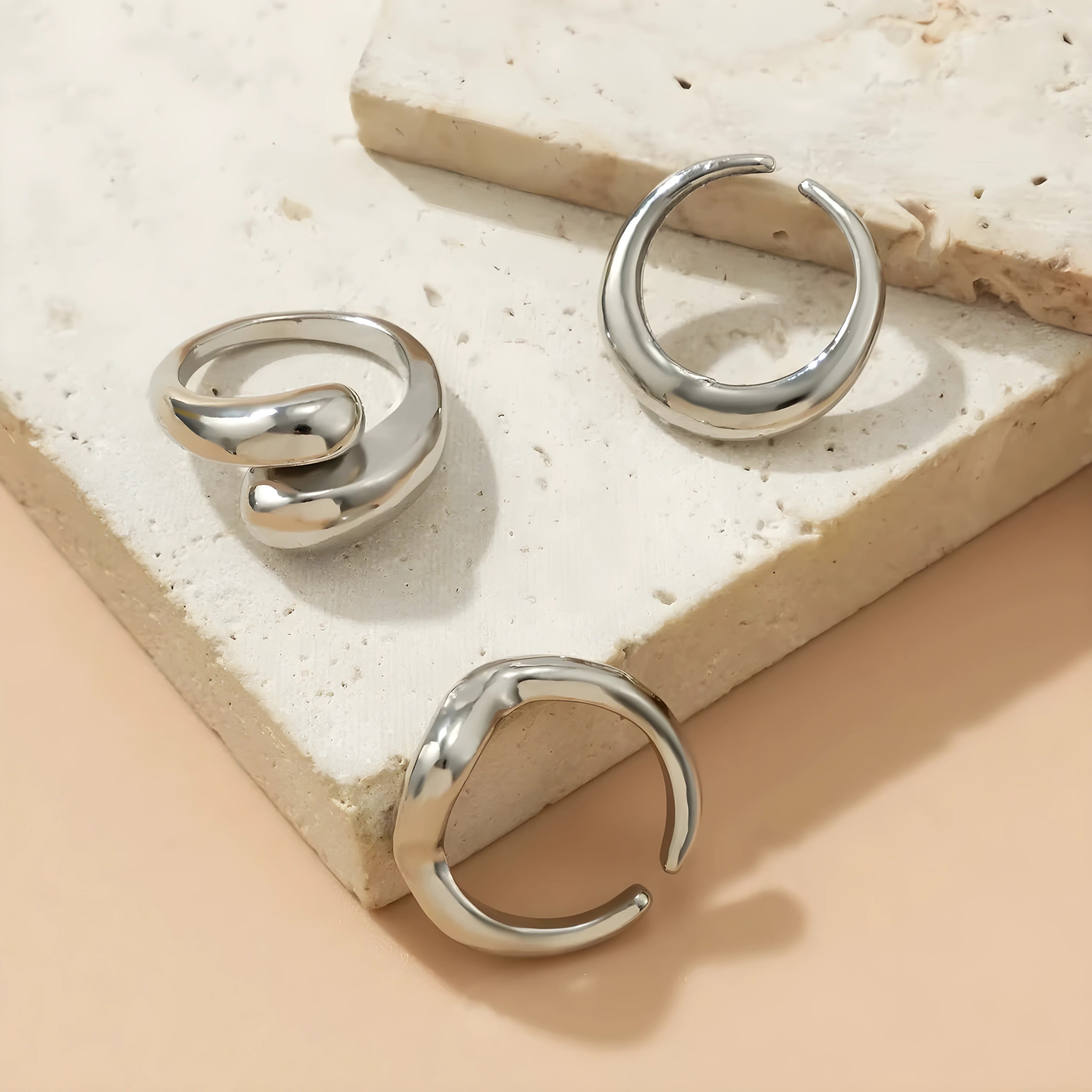 Lison – Elegante set van 3 delicate ringen