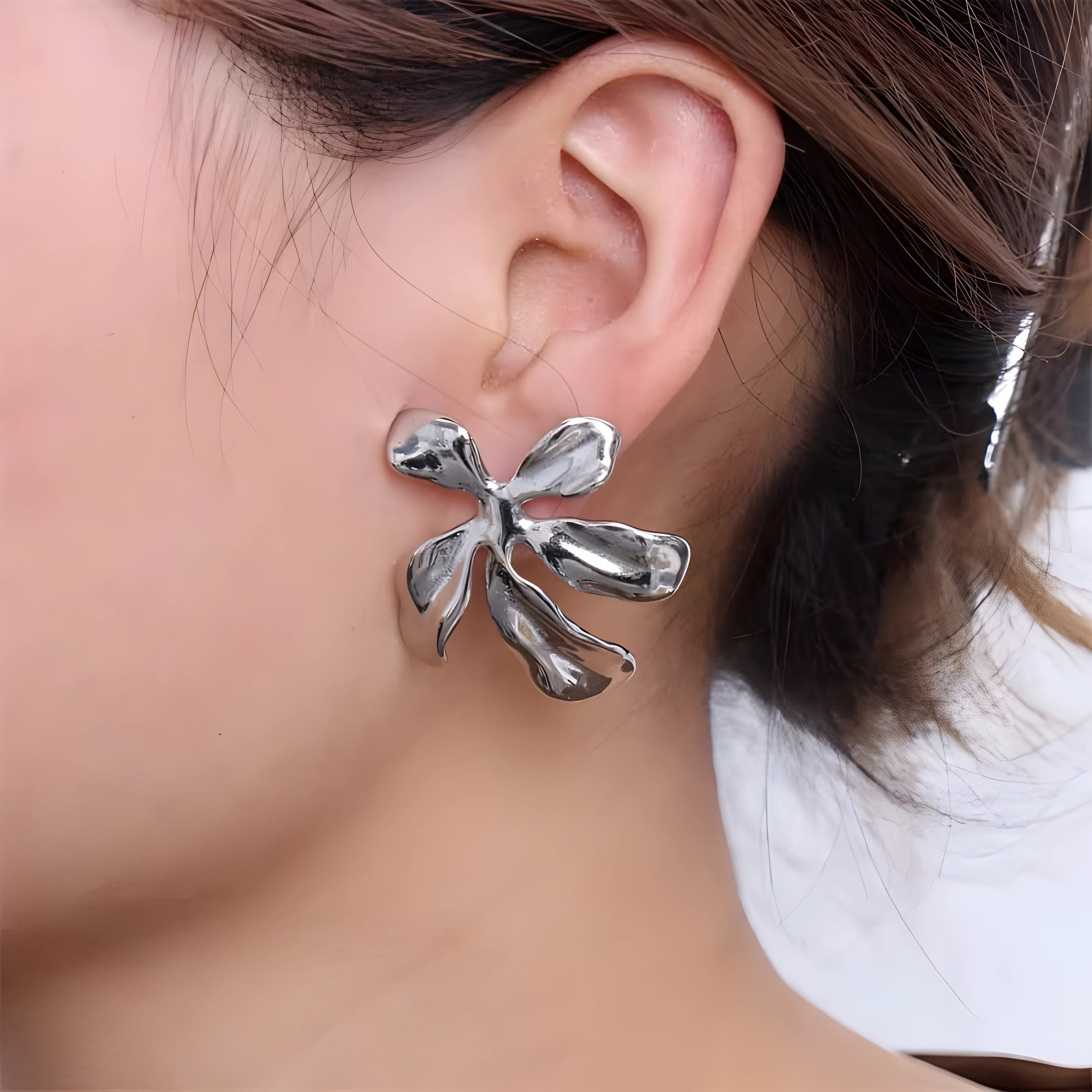 Cyrielle – Sculpturale Bloemen Oorbellen