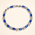 Stylish white gold bracelet with refined accents