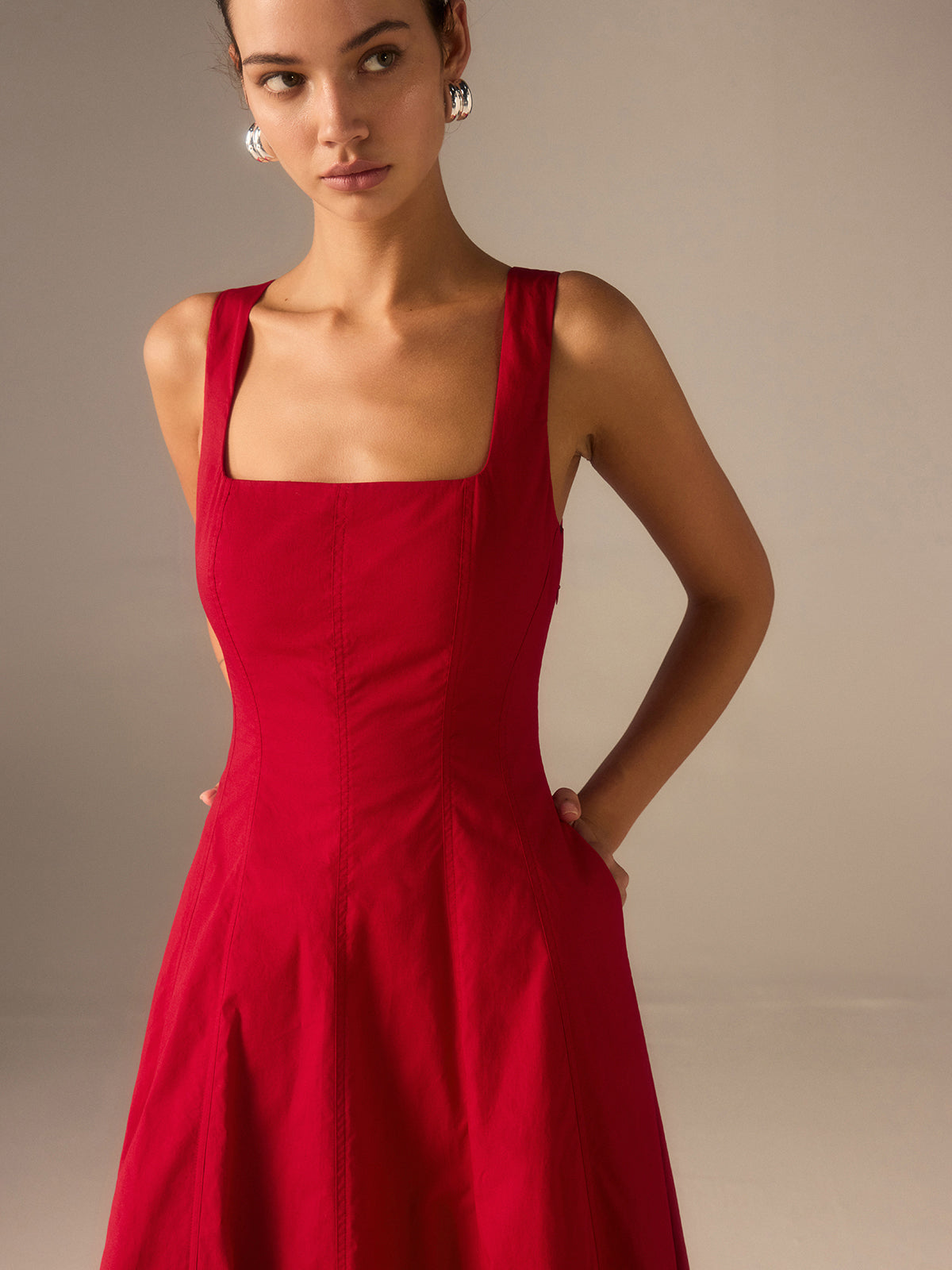 Crimson Grace Geprofileerde Midi Jurk