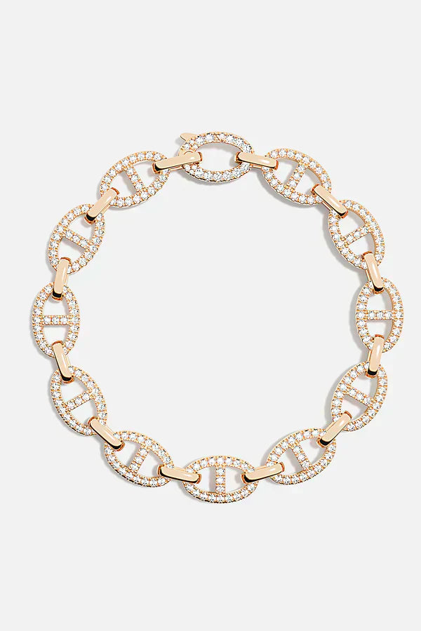 Elegant white gold bracelet with refined details