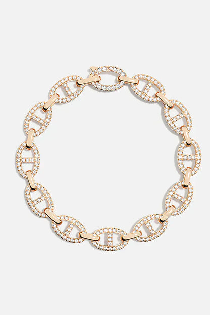 Zachte witgouden armband met delicate details